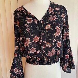 Dressy floral crop top size s/m